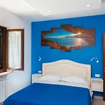 Emily\'S Home